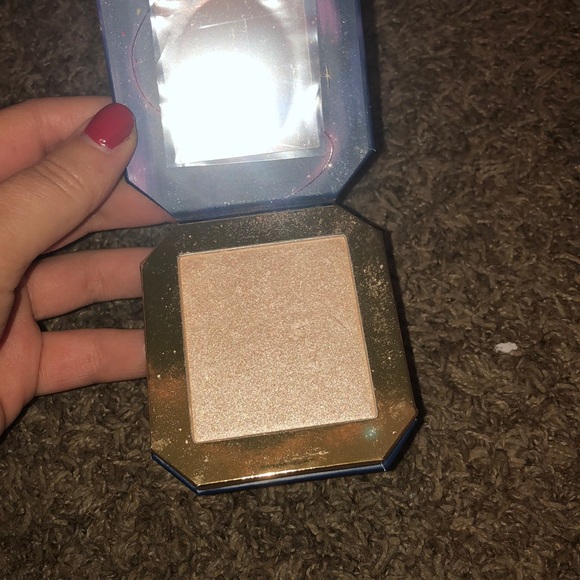 colourpop cinderella highlighter